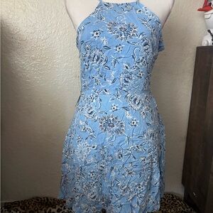 Iris Basic Light Blue Floral Mini Dress